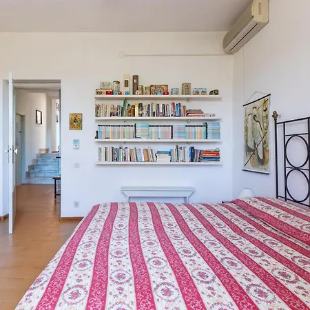 Guesthost - Lovely Sea View With Parking Villa Porto Columbu - Perd'E Sali