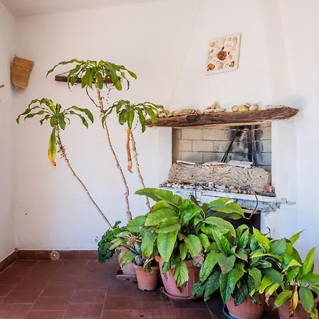 Guesthost - Lovely Sea View With Parking *